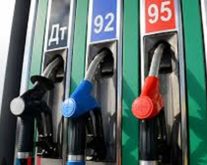Українські мережі АЗС обвалили ціни на дизельне пальне