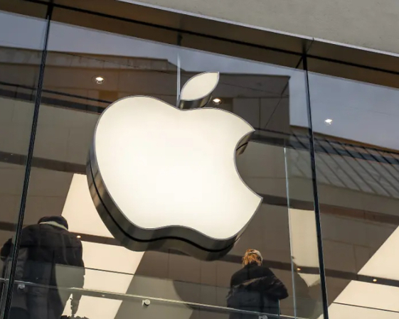 Apple підвищує ціни: що буде з iPhone в Україні
