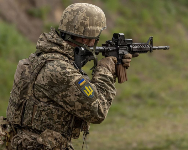 У НАТО вважають, що Росії знадобиться значно більше часу для захоплення Донбасу