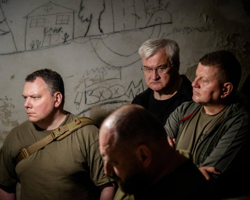 Залужний прибув в Україну і назвав головні пріоритети української дипломатії