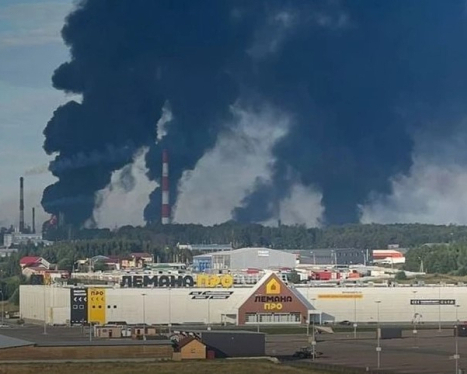 Нові удари по НПЗ Росії спровокували паливну кризу щонайменше у 16 регіонах – ЗМІ