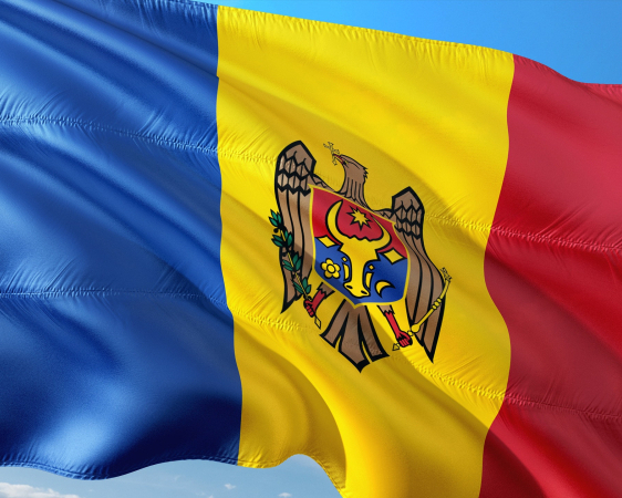 Очільник Міноборони Молдови присоромив журналістку за російську мову