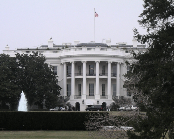 Трамп шукає наступника Лівітт на посаді речниці Білого дому