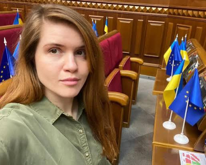 Безугла повернулася до фракції “Слуга народу”