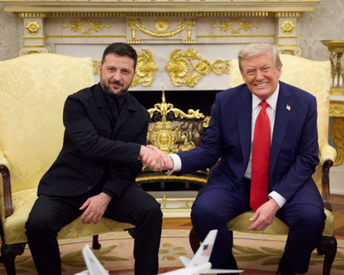 Зеленський показав привітання Трампа з Днем Незалежності України