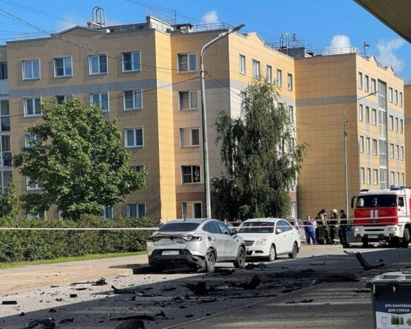 У Санкт-Петербурзі підірвали автівку з топвійськовим та його дружиною